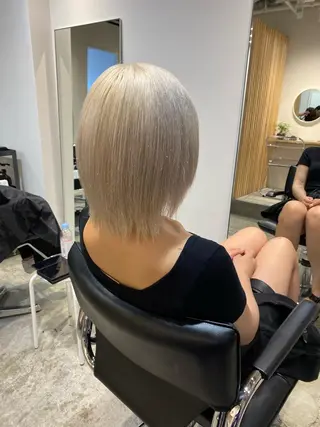 カラー サイレント美容師 アイリィのヘアスタイル