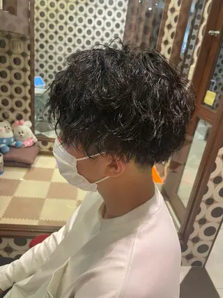 ミディアム パーマ メンズ 佐々木 麻純のヘアスタイル