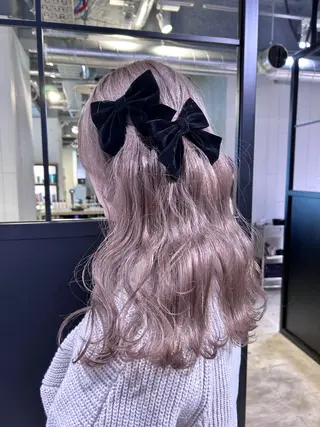 セミロング カラー ヘアアレンジ 🧸ブリーチ特化/前 髪/しょうじりか🎀のヘアスタイル