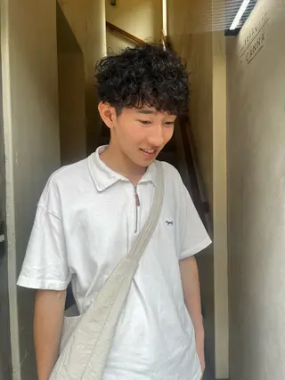 パーマ メンズ 🦮shiori アイドルオタク🦮のヘアスタイル