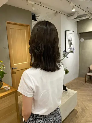 セミロング カラー レイヤーカット ✨️奥田良太✨️のヘアスタイル