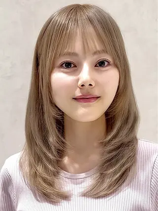 セミロング カラー yori Sapporo所属・みなみ ゆかのヘアスタイル