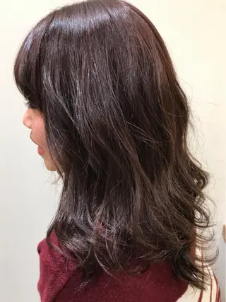 ミディアム カラー パーマ 🍋透け感カラー🍃 オリーブ🍐Kahoのヘアスタイル