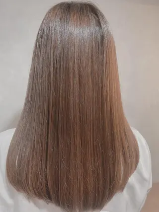 セミロング な つのヘアスタイル