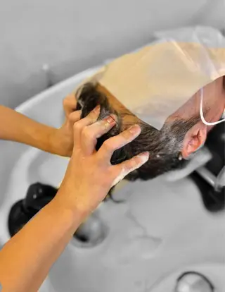 メンズ 鈴木遥幾 艶髪特化美容師のヘアスタイル