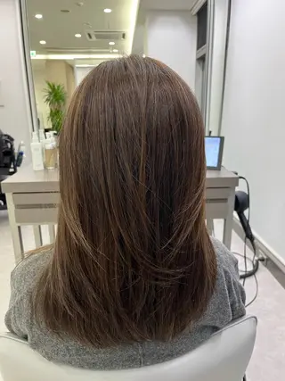 セミロング カラー arte鈴木 ひなののヘアスタイル