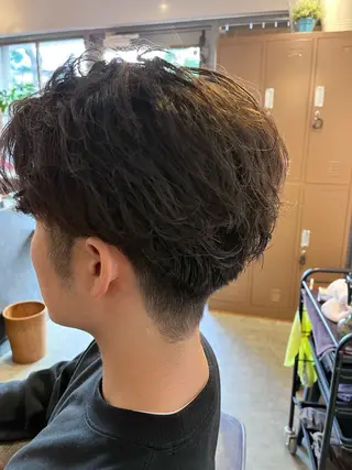 パーマ メンズ 佐藤槙哉 サトウシンヤのヘアスタイル