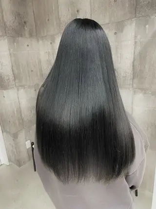 ロング カラー 松村 友里圭のヘアスタイル