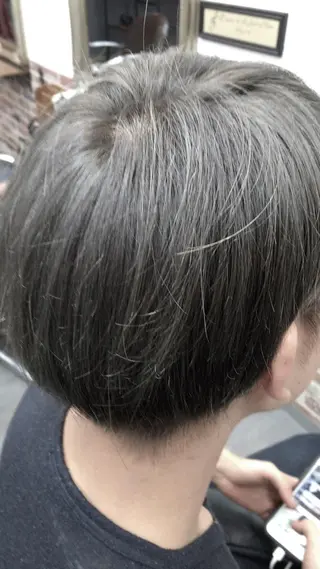 ショート カラー メンズ hairsolon Geminiのヘアスタイル