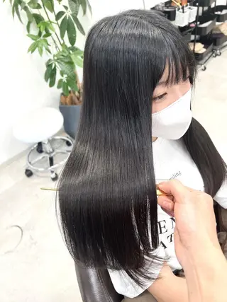 セミロング 髪質改善/艶カラー 縮毛矯正/山本由梨のヘアスタイル