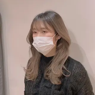 セミロング パーソナルカラー lapiax阿部のヘアスタイル
