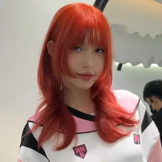 ショート SHIN レイヤー‪‪カットのヘアスタイル