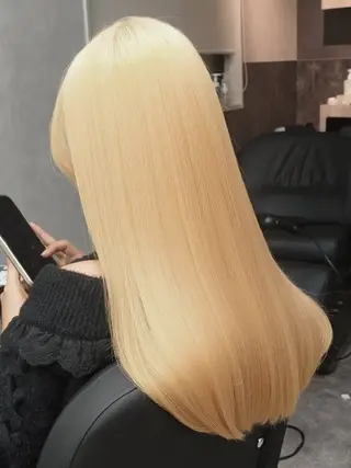 ロング カラー たつや/ハイトーン/ バレイヤージュ/寒色のヘアスタイル