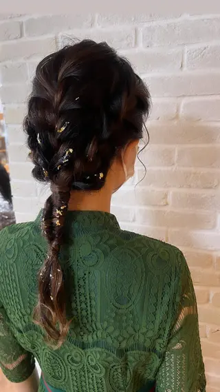 ロング ヘアアレンジ Topstylist YUKIのヘアスタイル