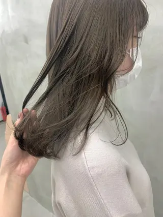 セミロング カラー 🐝 hachi🐝のヘアスタイル