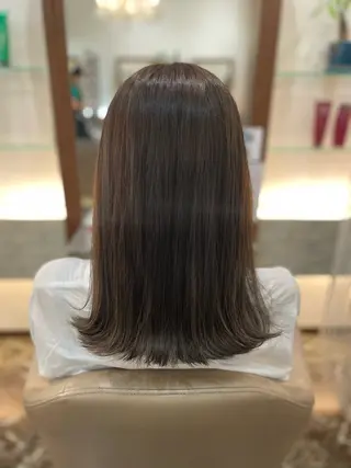 セミロング カラー 神田 淳美のヘアスタイル