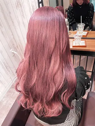ロング ブリーチ特化🎖️ピ ンクカラー高橋さやかのヘアスタイル