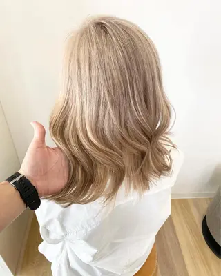 ミディアム ケアブリーチ 黒瀬有汰のヘアスタイル