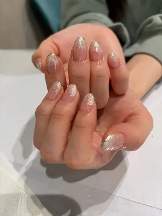 ネイル 透明感カラー🫧🎀 まりなのヘアスタイル