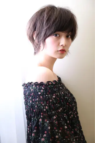 マツエク・マツパ 野崎 ひかりのヘアスタイル