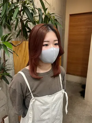 ミディアム 顔周りレイヤー/ ふわあいりのヘアスタイル