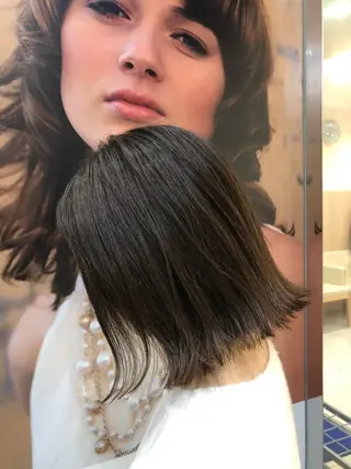 ショート カラー 丸みショートボブ/ タッセルボブ 吉野のヘアスタイル
