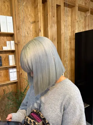 カラー まろみ暖色×ボブ ×chia🕯のヘアスタイル