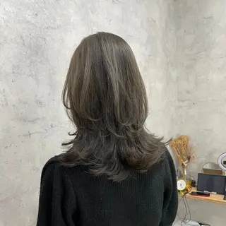 ロング カラー エクステ・レイヤ ーカット松下宗翔のヘアスタイル