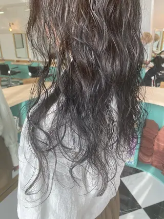 ロング ma naのヘアスタイル