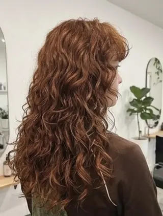 ロング 肥後 有紗のヘアスタイル