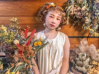 セミロング カラー ヘアアレンジ ネイル 佐藤 美聡のヘアスタイル