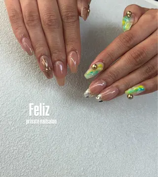 ネイル Feliz 楽しいネイルサロンのネイルデザイン