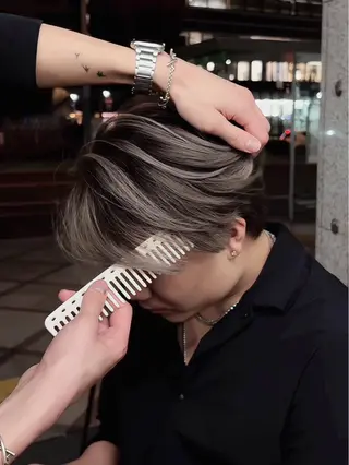 ミディアム カラー メンズ ハイライト、レイヤー カット/西梅田/中西のヘアスタイル