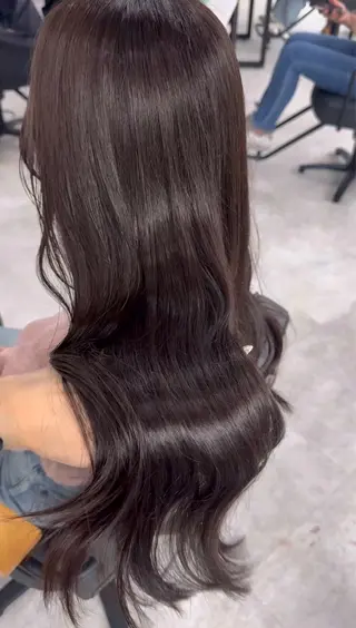 ロング カラー 赤み無し柔らかカラー 【梅田】madokaのヘアスタイル