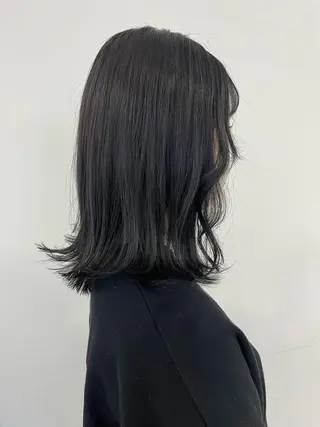 セミロング CHIC 岩下真衣のヘアスタイル