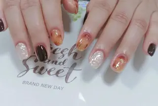 ネイル 横浜市中区曙町 E·U·Bネイルのネイルデザイン