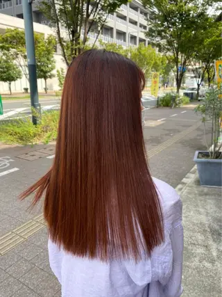 ロング 齋藤 真由のヘアスタイル