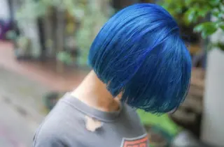 ショート カラー 安藤悠里/ハイトーン /デザインカラーのヘアスタイル