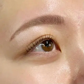 マツエク・マツパ アイブロウ Ravicils【ラヴィシル】所属・宮永あゆ まつパ/美眉/恵比寿のマツエク・マツパデザイン