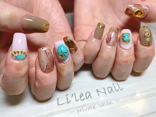 ネイル Li'leaNail AINAのネイルデザイン