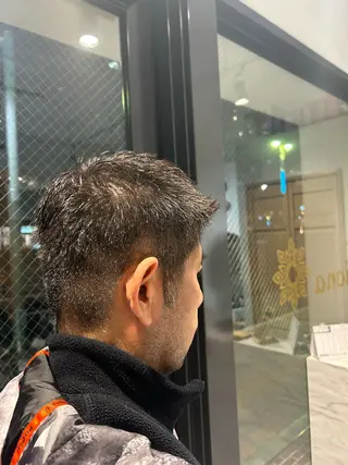 ショート メンズ 佐藤 嶺のヘアスタイル