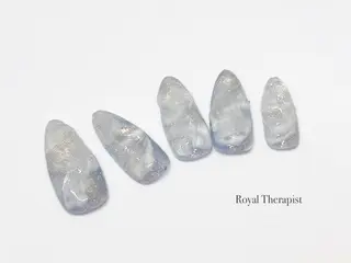 ネイル 【尾下】 ロイヤル•セラピストのネイルデザイン