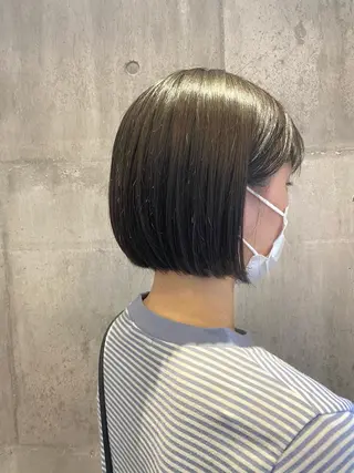 ショート 新谷 桃子のヘアスタイル