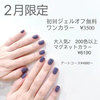 ネイル ネイルリボン 受付スタッフのネイルデザイン