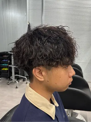 パーマ メンズ 波巻き/ツイスパ/ 短髪/鈴木俊也のヘアスタイル