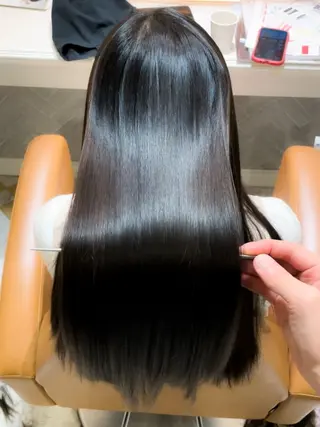 ロング 美髪縮毛矯正🩶 髪質改善/Shinaのヘアスタイル