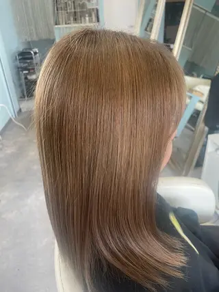 ミディアム Lucia 植田泰介のヘアスタイル