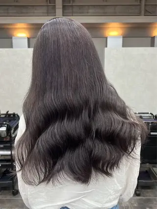 ロング 佐藤 菜穂のヘアスタイル