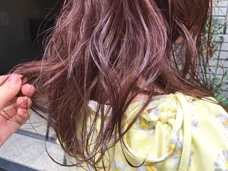 セミロング カラー 荒川 ひなの 新川崎のヘアスタイル