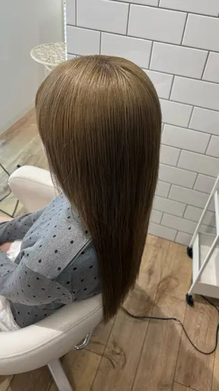 ロング カラー 似合わせ 顔周りYUUGAのヘアスタイル